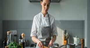 طباخة منزلية بالرياض